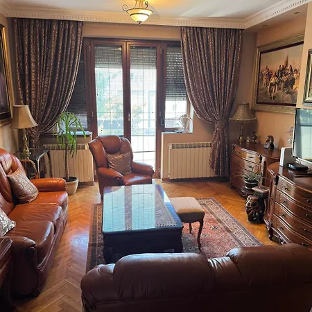 The Five Lux-center Appartement